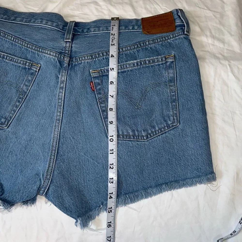 Levi’s 501 Distressed Denim High Rise Button Fly Shorts Womens 36” Casual Summer